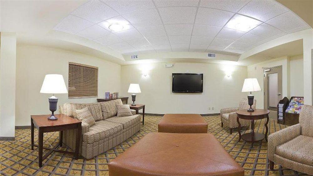 Candlewood Suites Fort Myers/Sanibel Gateway By Ihg Esterno foto