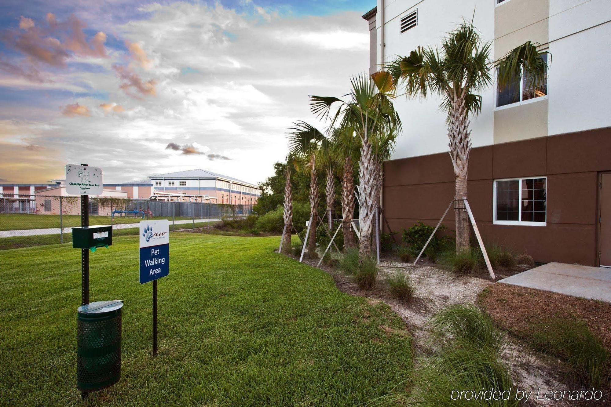 Candlewood Suites Fort Myers/Sanibel Gateway By Ihg Interno foto